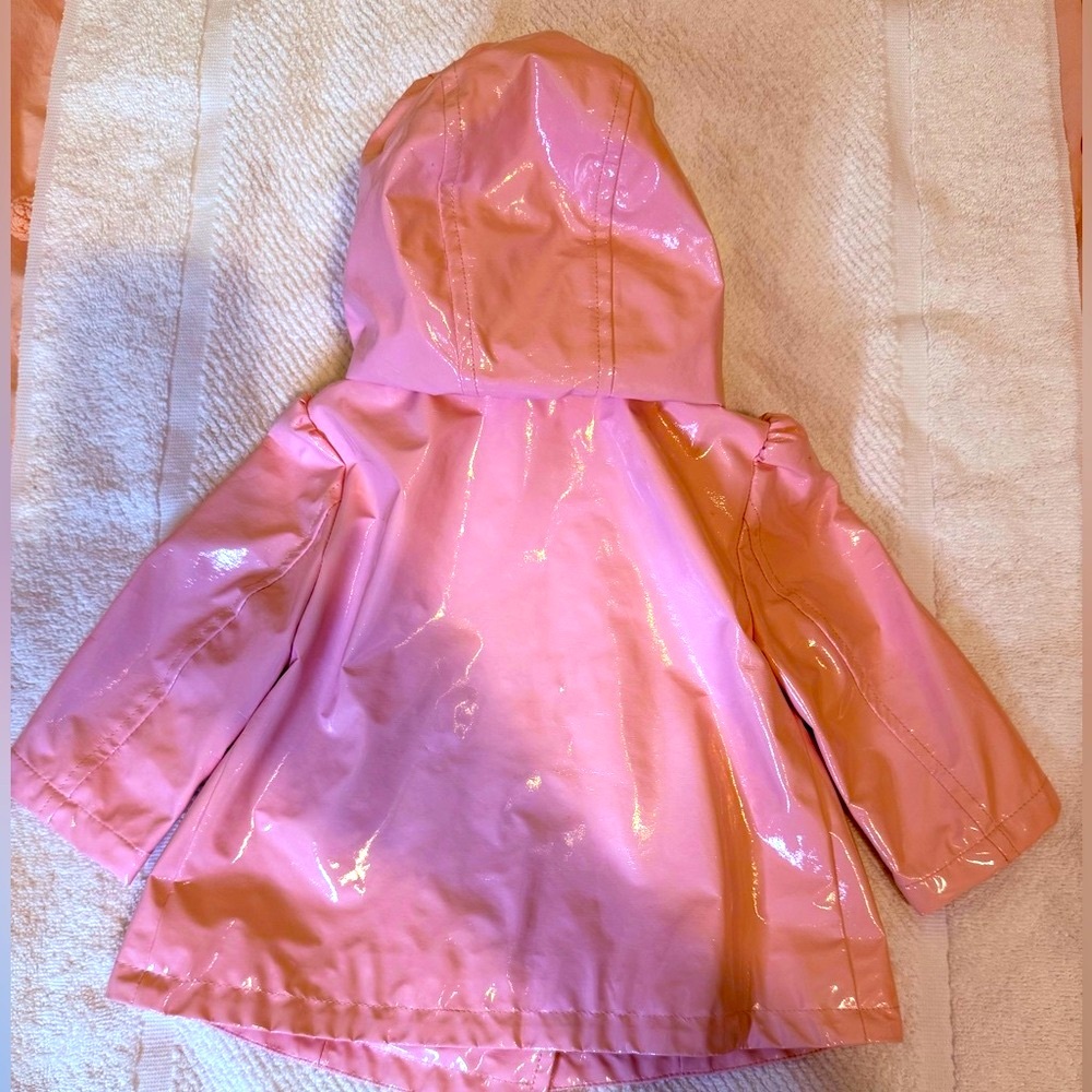 Gucci Shiny Pink Kids Raincoat Sz 3-6 mos - Picture 3 of 6
